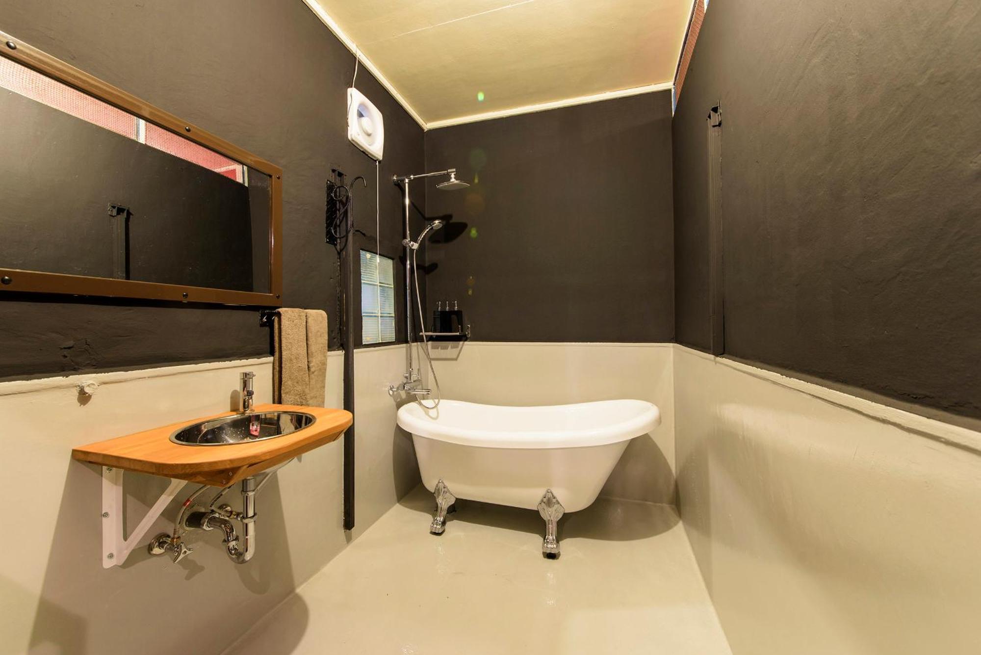 Tripshot Hotels Okinawa Koza Exteriör bild